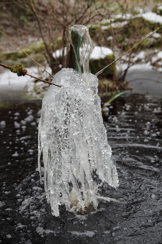 n_0130-eisroeckchenschneefloeckchen3.jpg